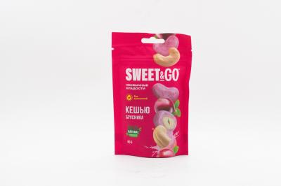 Конфеты Sweet&Go в брусничной глазури с цельным кешью (Россия) 80г